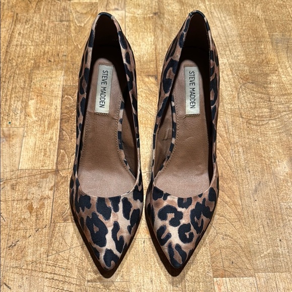 Steve Madden Leopard Print Women's Shoes - Picture 1 of 4